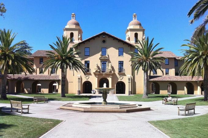 Stanfordská Univerzita