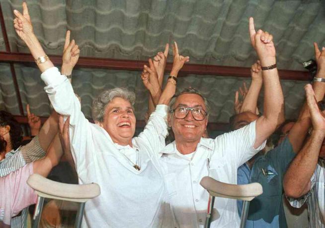 Violetta Chamorro vyhraje prezidentské volby, 1990