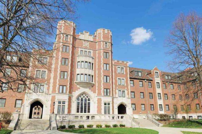 Klasická architektura Cary Quadrangle Purdue University Studentské koleje Building