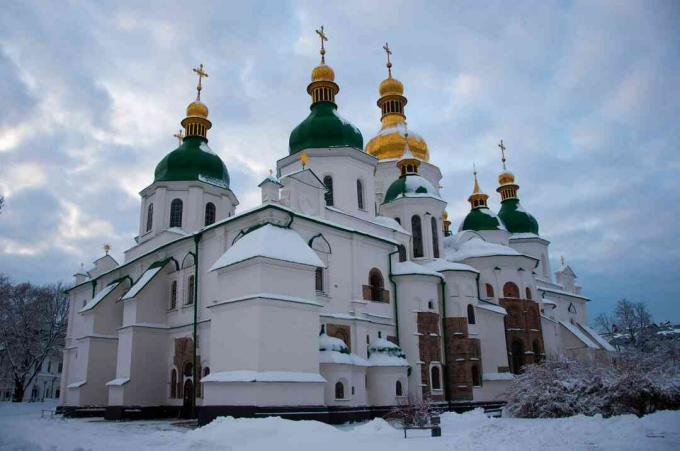 Katedrála sv. Sofie v Kyjevě, postavená první v 11. století CE.