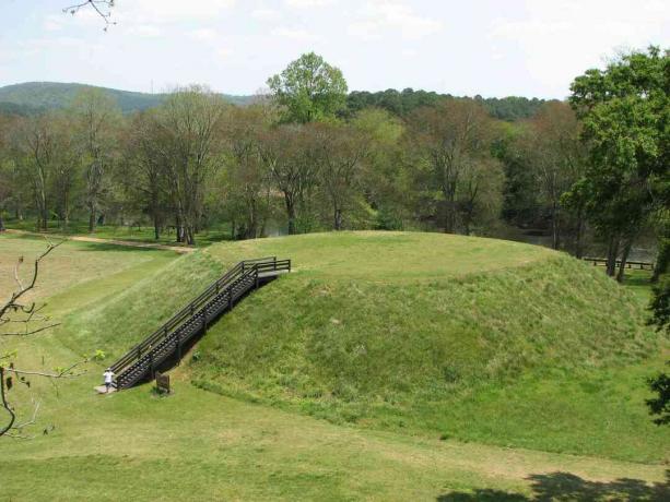 Etowah Mound B, Gruzie, Mississippianská civilizace