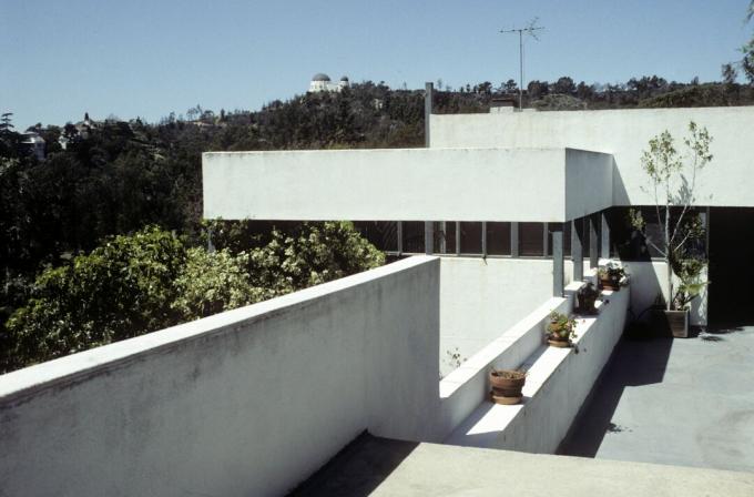 Richard Neutra navrhl Lovellův dům, mezinárodní styl, v Los Angeles v Kalifornii